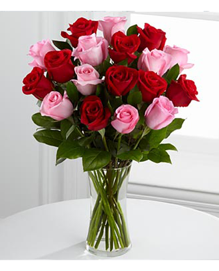 Buchete de flori - Buchet din 19 fire de trandafiri roz si rosii