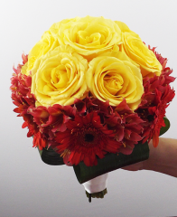 buchet-de-mireasa-din-trandafiri-galbeni-si-gerbera