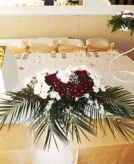 Aranjamente florale pentru nunti - Aranjament floral masa prezidiu