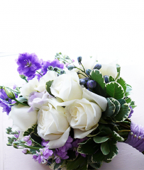 Buchete de nasa - Buchet de nasa din trandafiri si delphinium